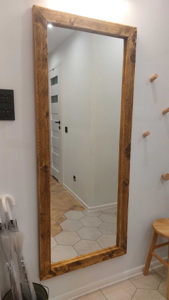 Lustro w ramie - dąb