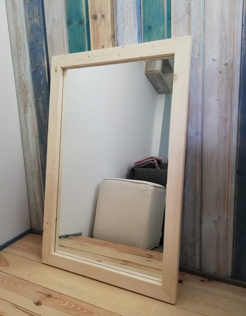 Lustro w naturalnej ramie - na wymiar