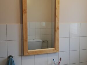 Lustro w ramie na wymiar stripped pine wosk