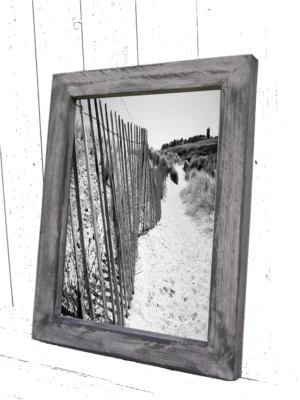 Drewnian rama obrazu - czarno - biała