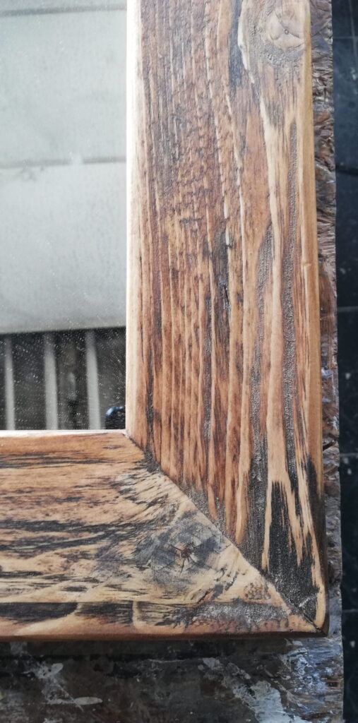 Rama lustra na wymiar - drewno szczotkowane