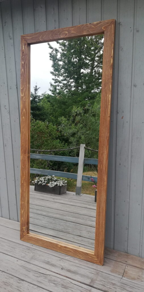 Lustro w ramie - przedpokój