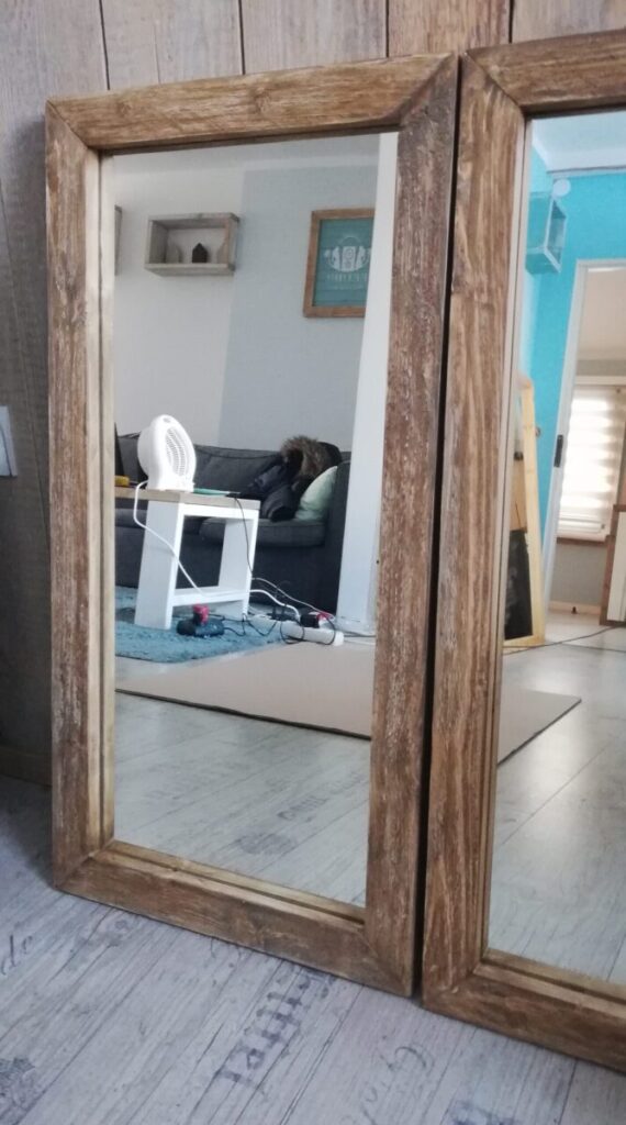 Ramy drewniane luster