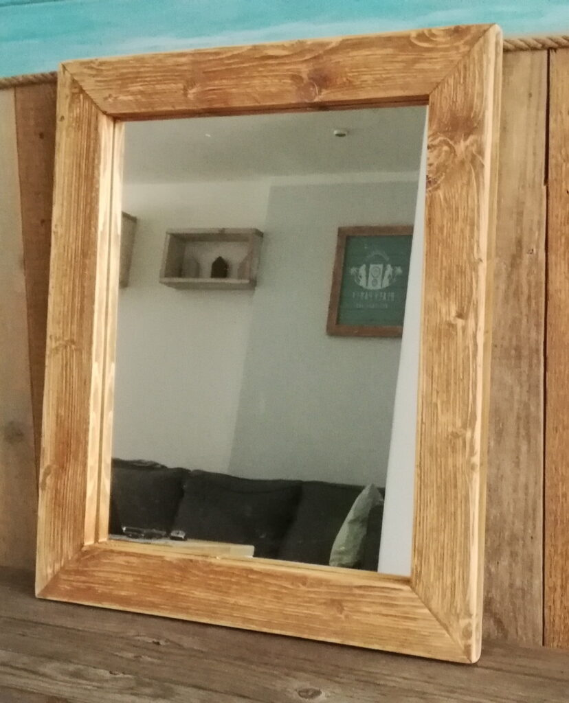 Lustro w ramie 60cmx50cm - na wymiar stare drewno