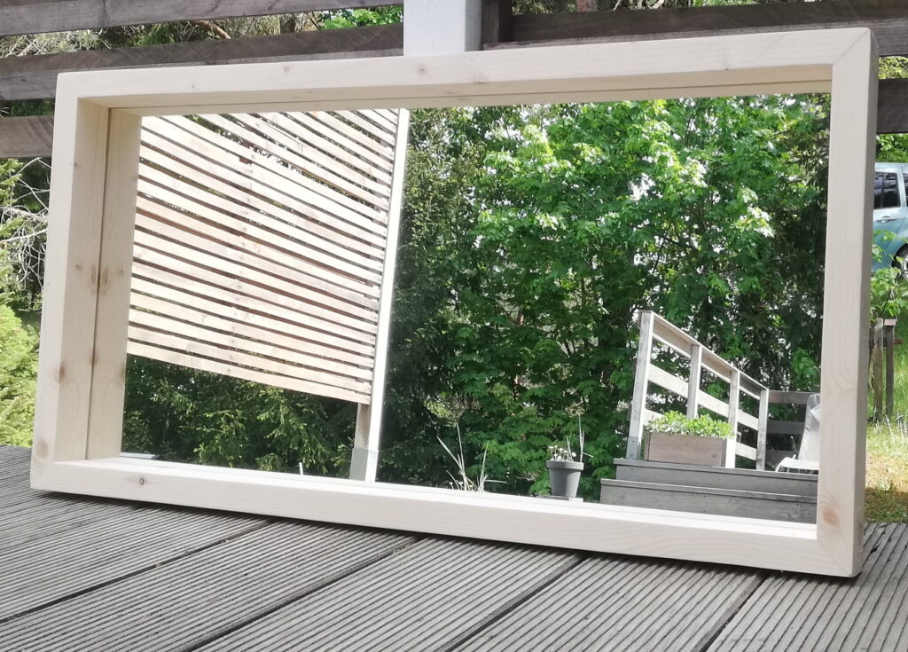 Lustro w 3 cm ramie - wymiar