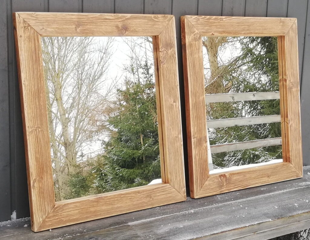 Lustra w drewnianych ramach - brązowa patyna na wymiar