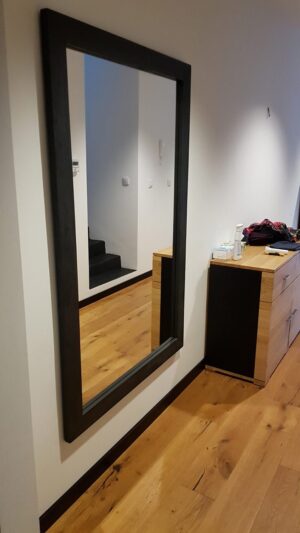 Duże lustro do przedpokoju na wymiar w ramie